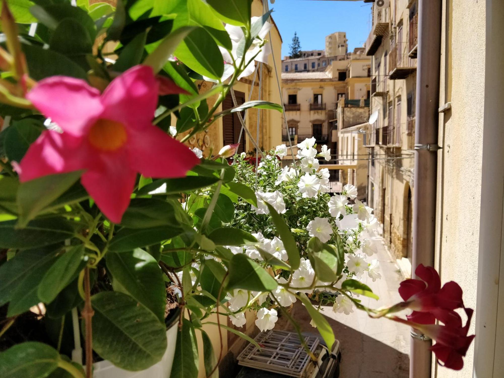 Kalos Rooms Agrigento Exterior photo